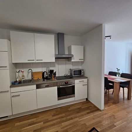 Stylish Apartment In Innsbruck + 1 Parking Spot Экстерьер фото