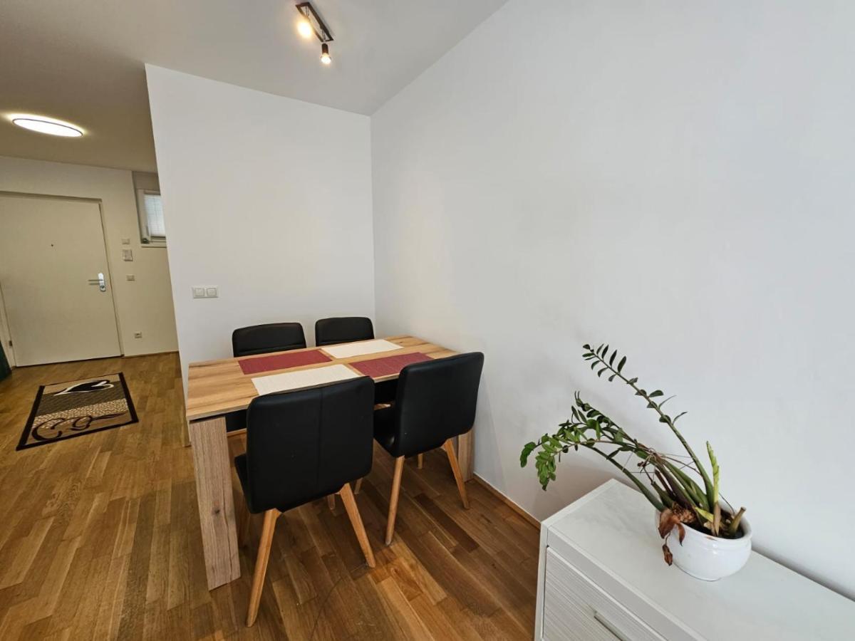 Stylish Apartment In Innsbruck + 1 Parking Spot Экстерьер фото