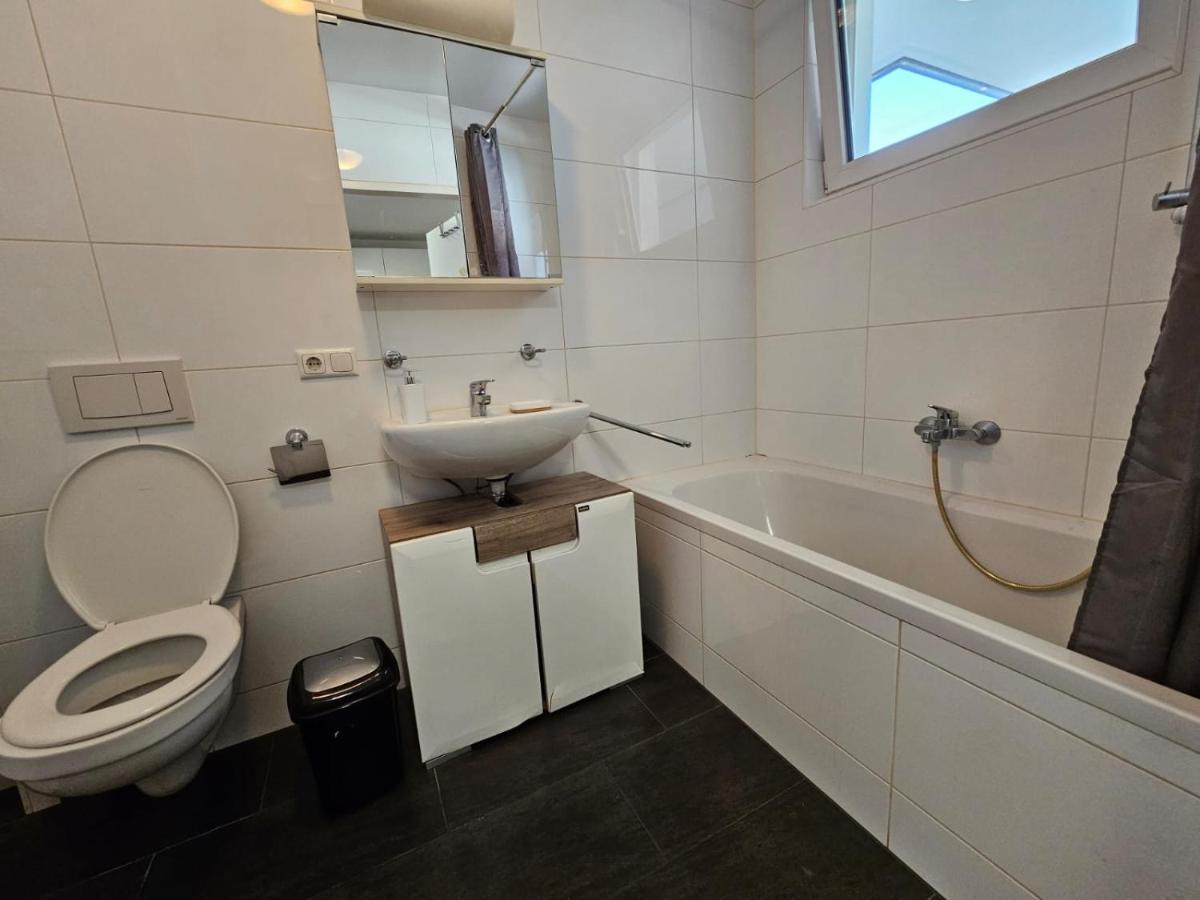 Stylish Apartment In Innsbruck + 1 Parking Spot Экстерьер фото